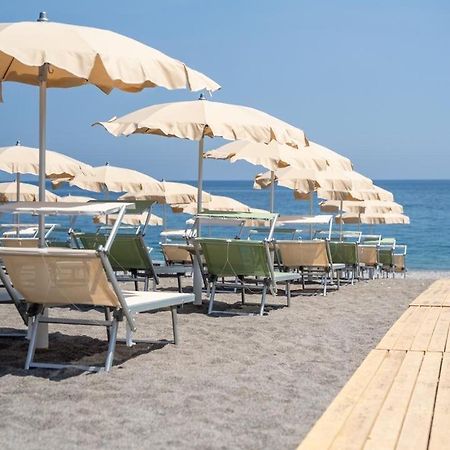 Villa Valentino Giardini Naxos Luaran gambar