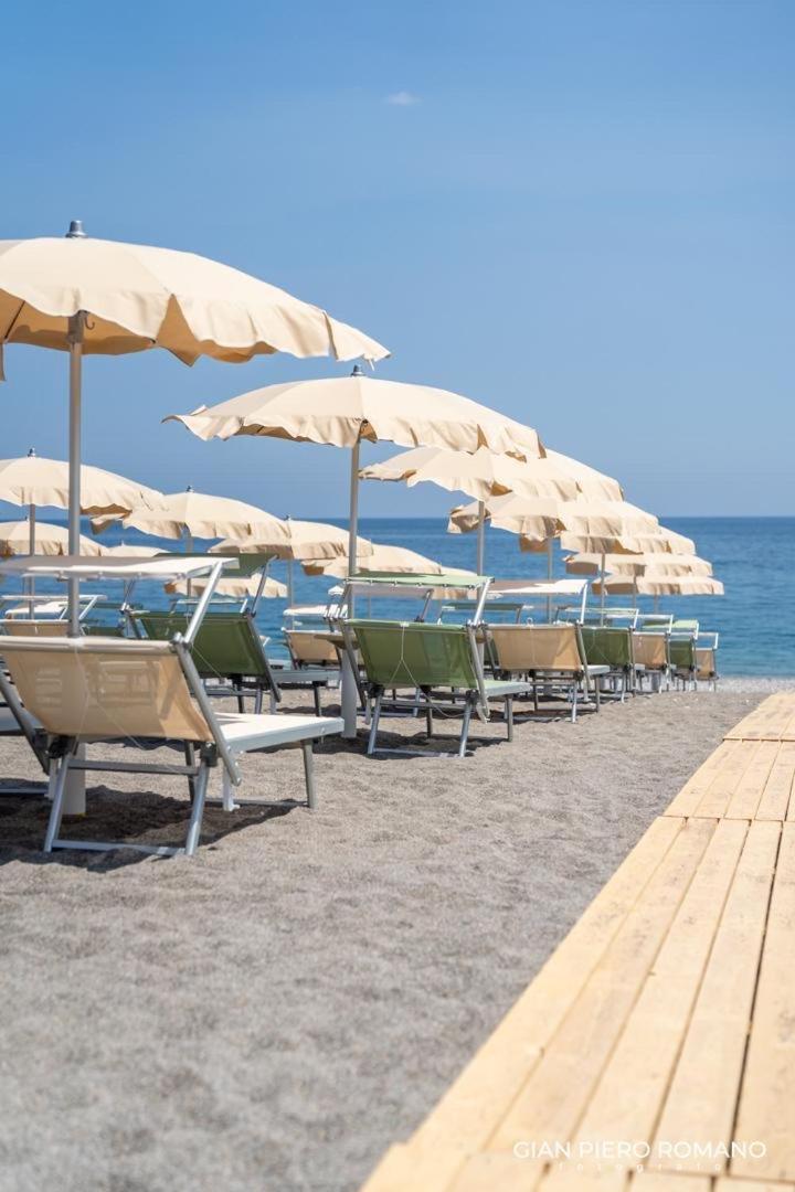 Villa Valentino Giardini Naxos Luaran gambar